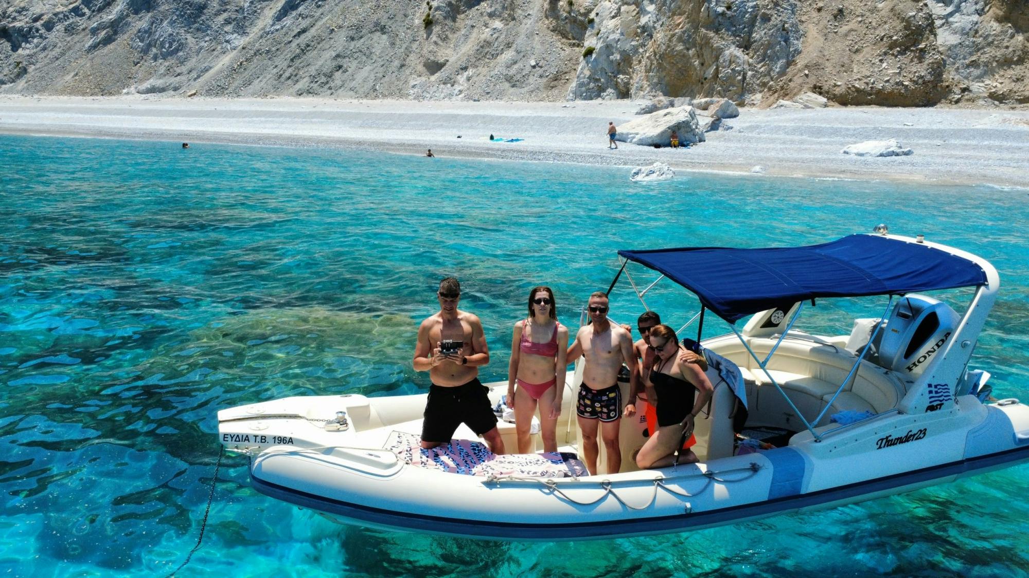 Bootsausflug zu den Blauen Höhlen und zum Strand von Limnionas ab Agiokampos