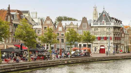 Haarlem self-guided audio tour app with historic centre walk