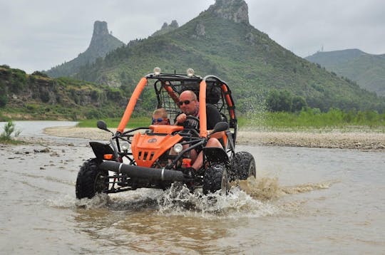 Parc aquatique avec safari en buggy, rafting et paddle-boarding