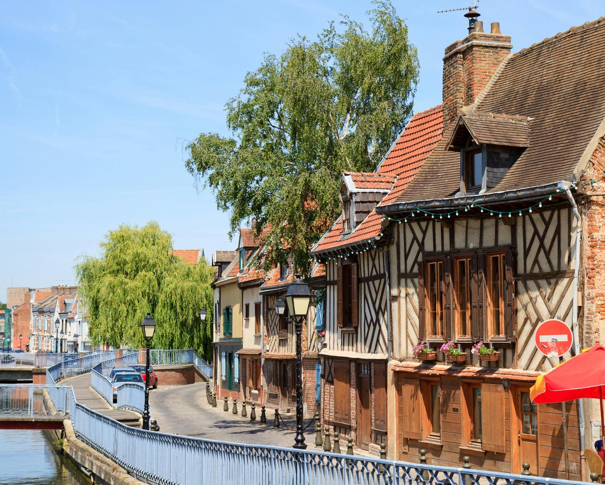 Tour audio-guidato ad Amiens tra monumenti e canali