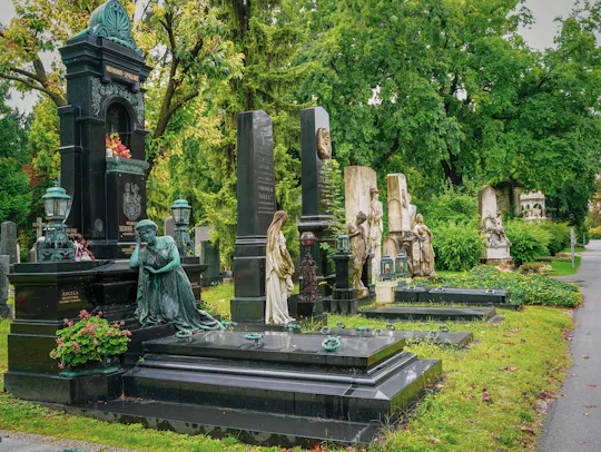 Visita guiada ao Cemitério Central de Viena