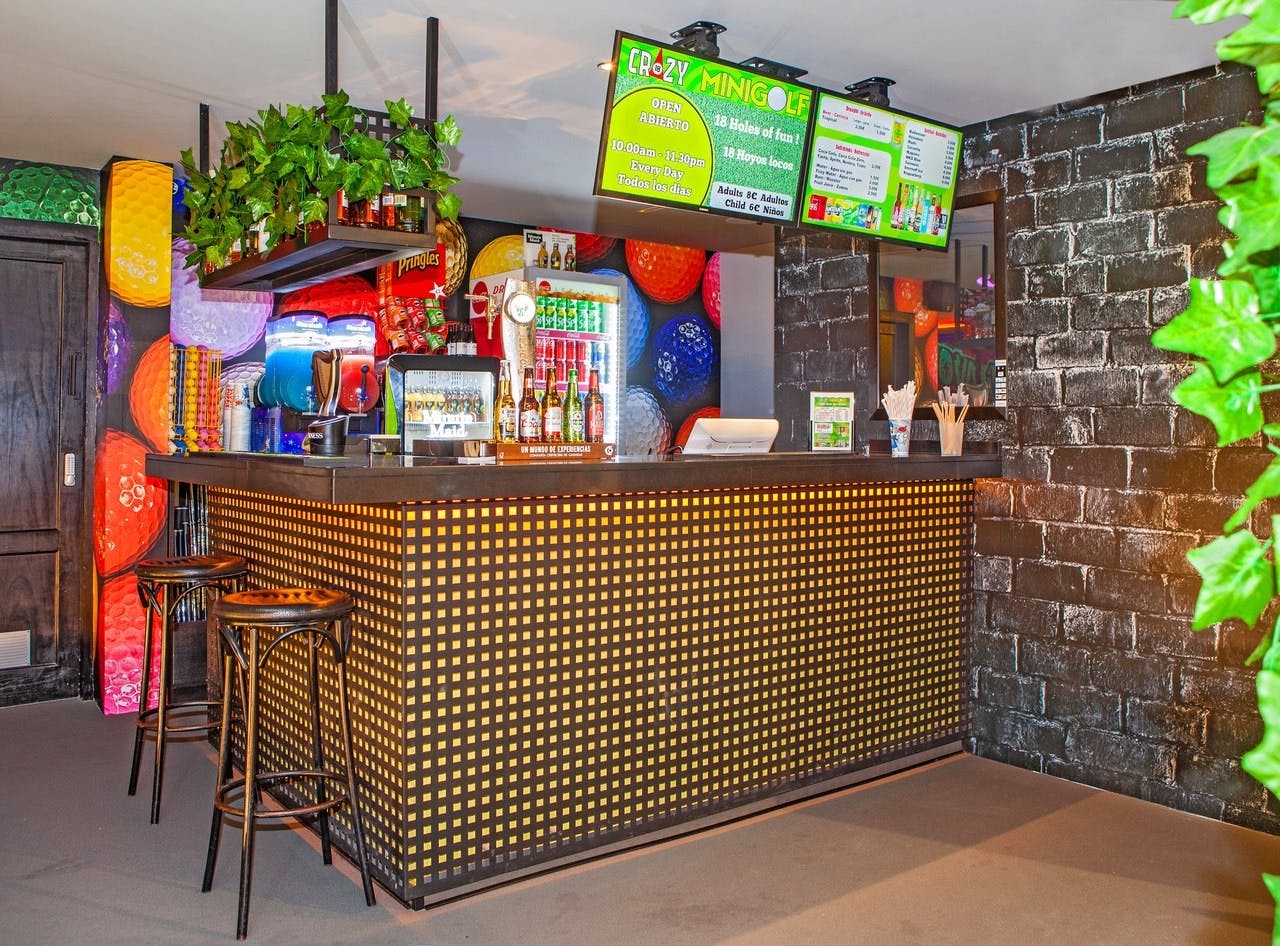 3PC_Spain_Lanzarote_Indoor_Crazy_Minigolf_in_Puerto_del_Carmen_05.jpeg