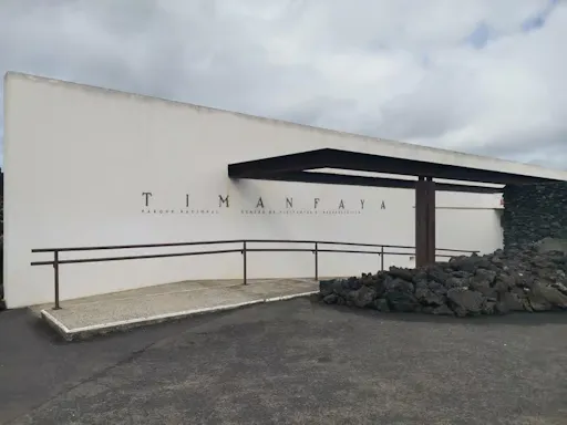 3PC_Spain_Lanzarote_4x4_southern_Lanzarote_tour_with_winery_visit_04.jpg