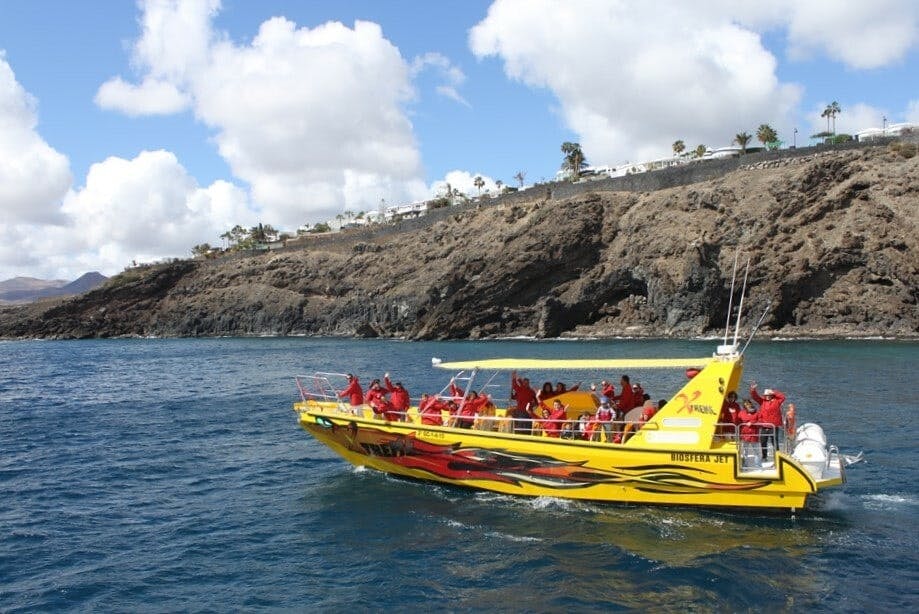 3PC_Spain_Lanzarote_Sunset_and_Dolphins_4.jpg