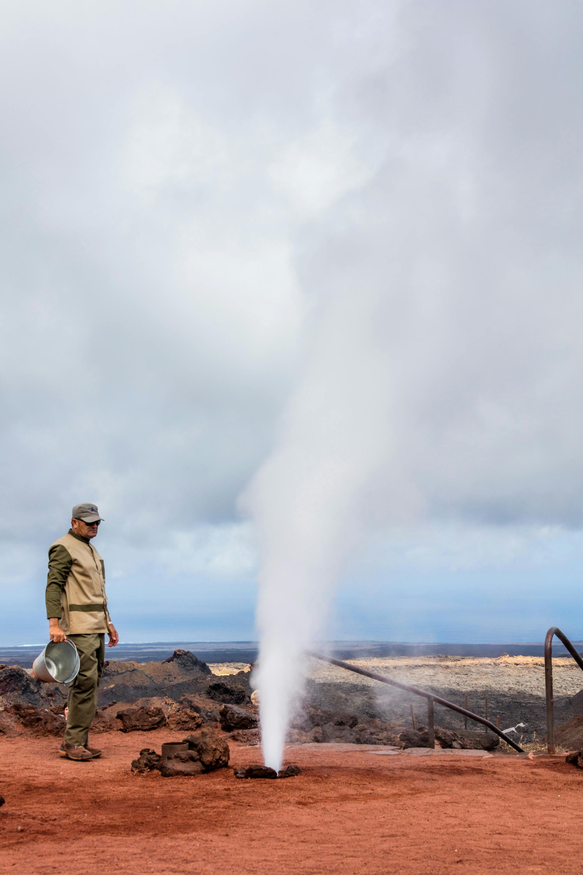 Lanzarote_Timanfaya_National_Park_4.jpg