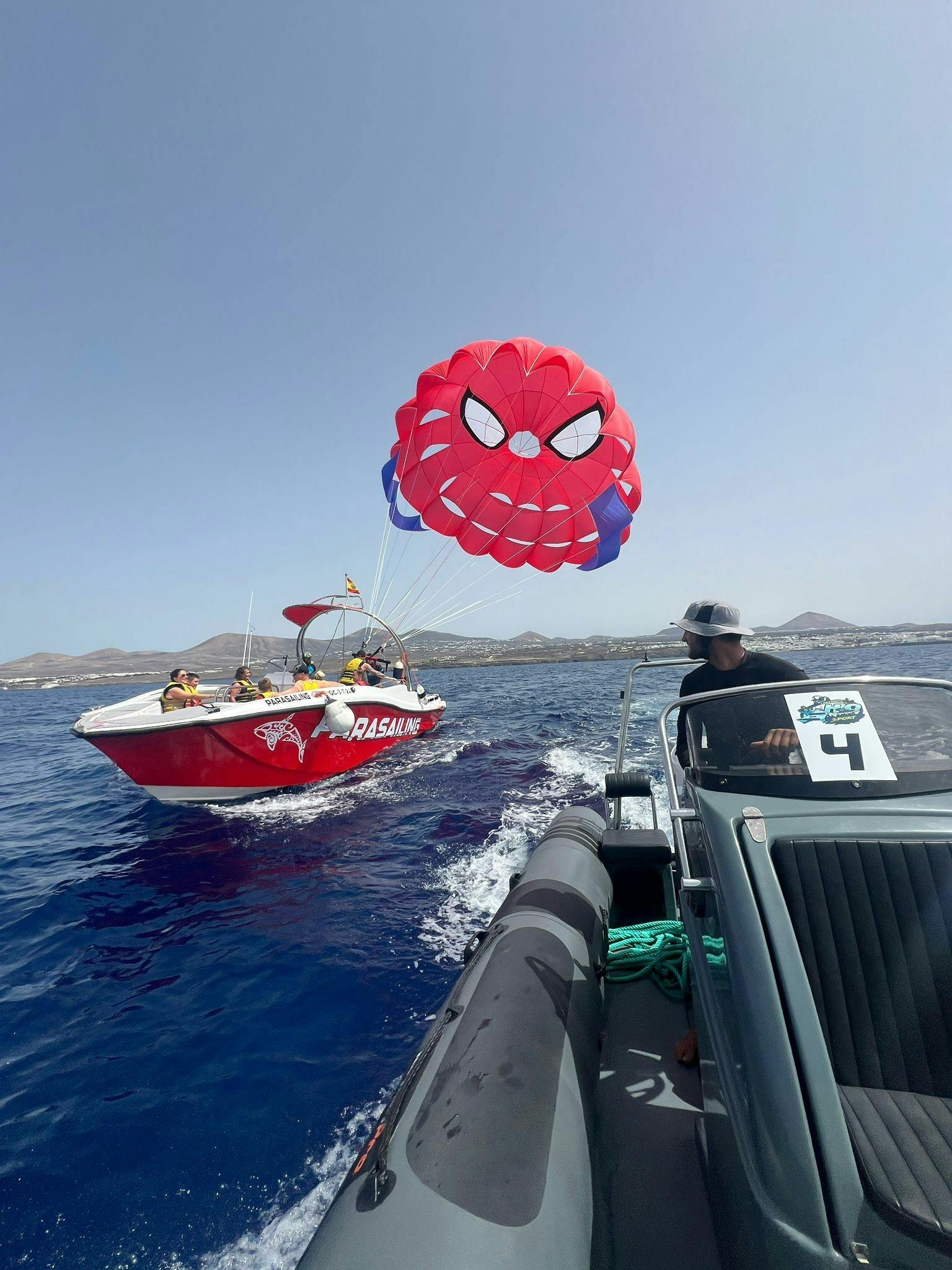 3PC_Spain_Lanzarote_Parasailing_Adventure_in_Puerto_del_Carmen_2.jpg