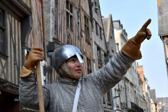 Medieval Tours immersive walking tour with crusader's daughter