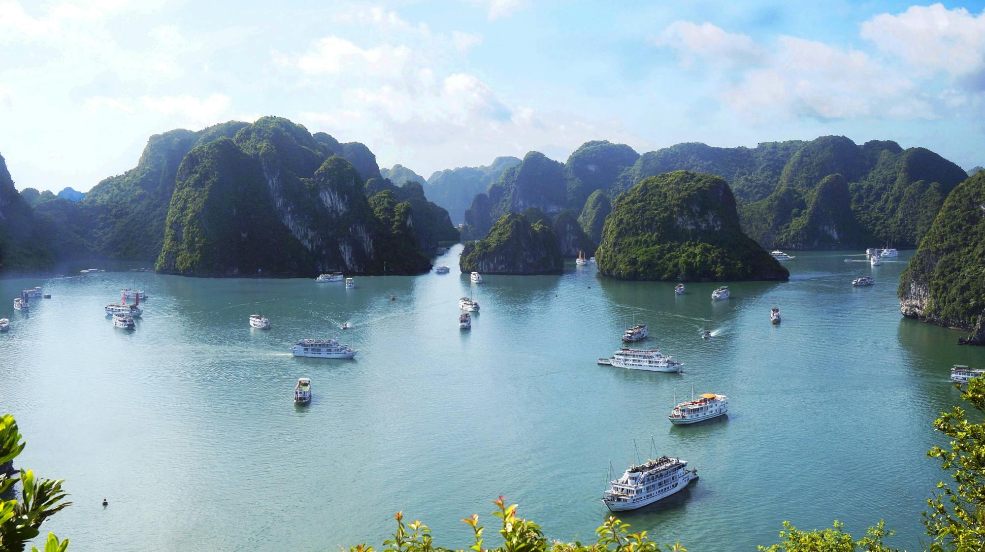 Two-day Lan Ha Bay adventure tour from Cat Ba Town with overnight bungalow stay