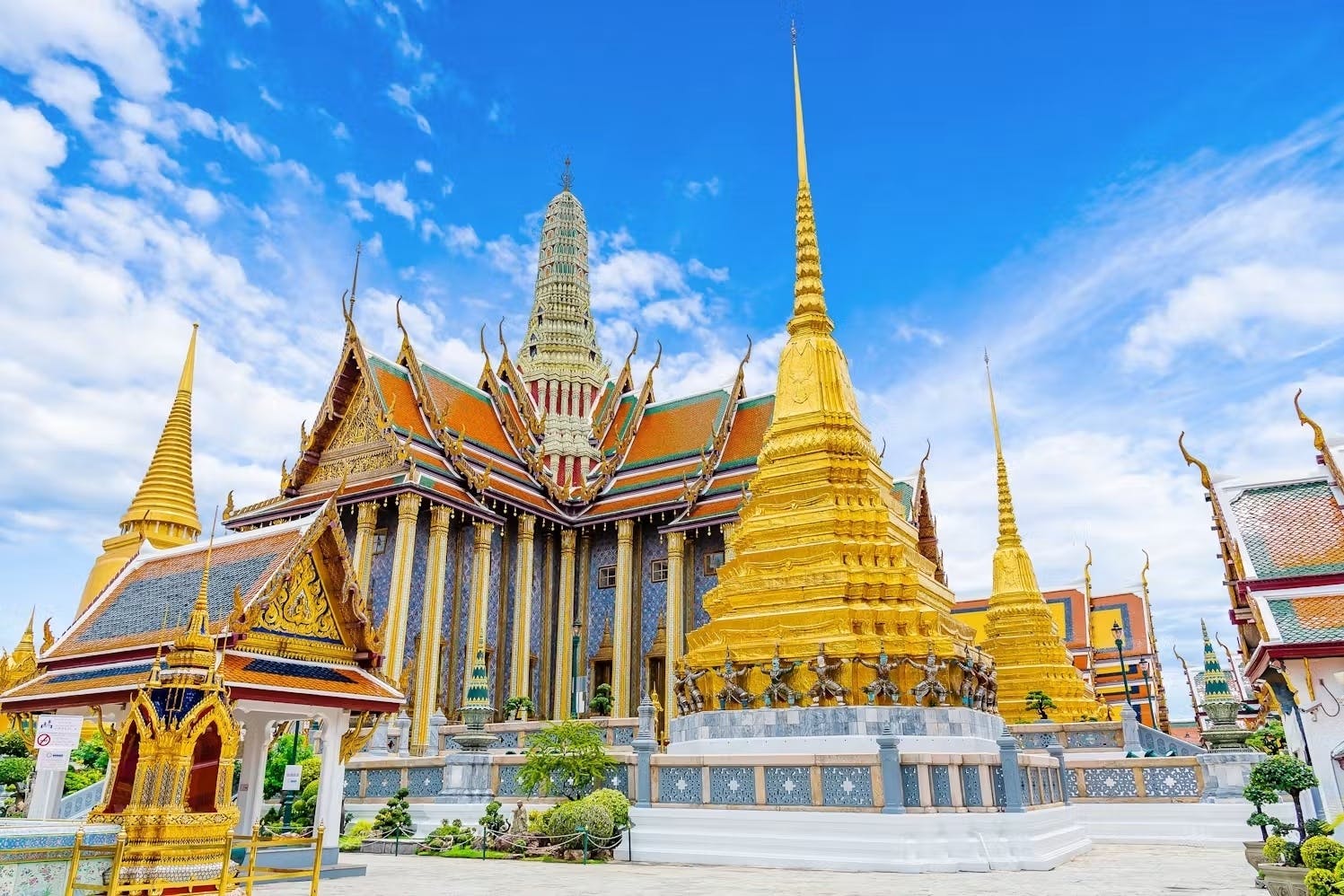 Bangkok City Pass with 5 out of over 30 benefits to choose from
