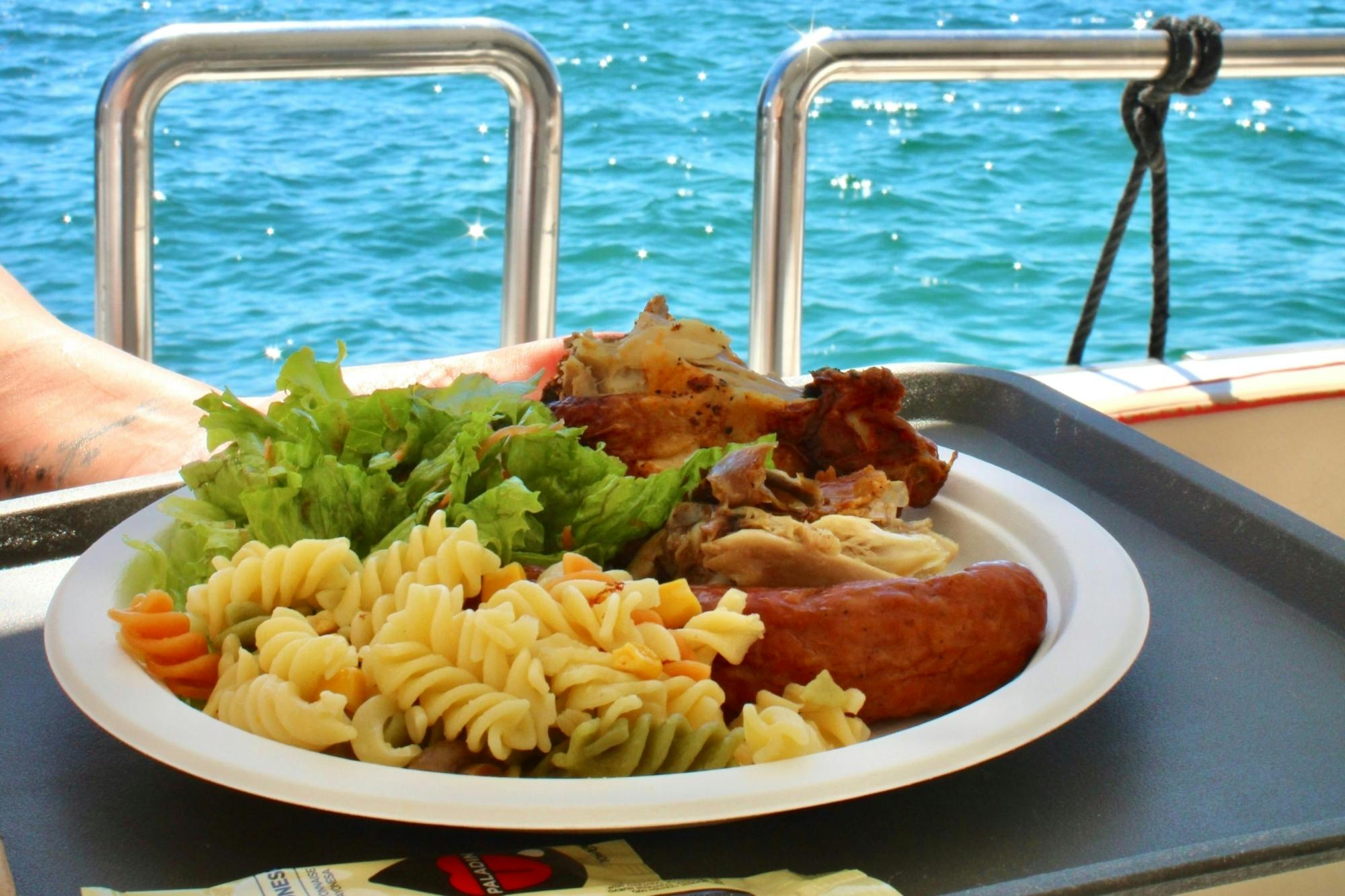 Ponta da Piedade catamaran cruise with open bar and lunch