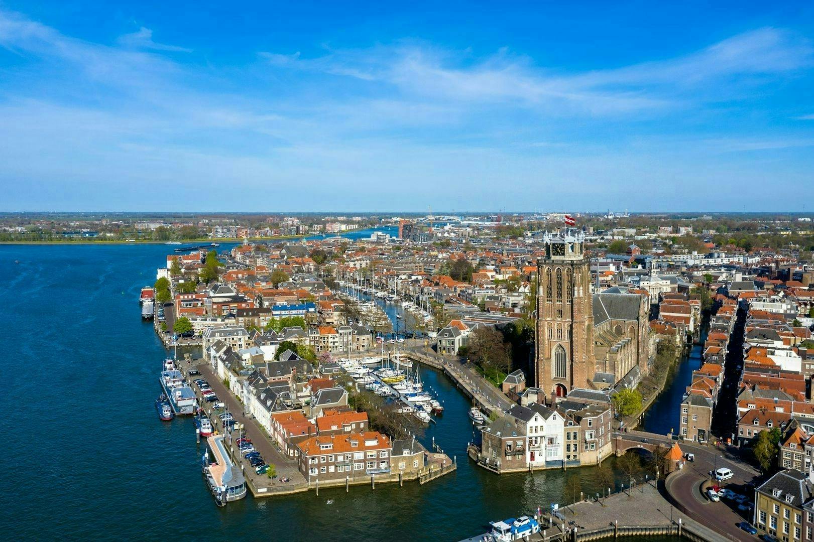 Samodzielna wycieczka z audioprzewodnikiem po Rotterdamie, Kinderdijk i Dordrecht