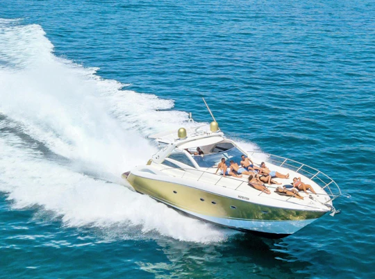 Albufeira private yacht cruise to Benagil Caves with drinks