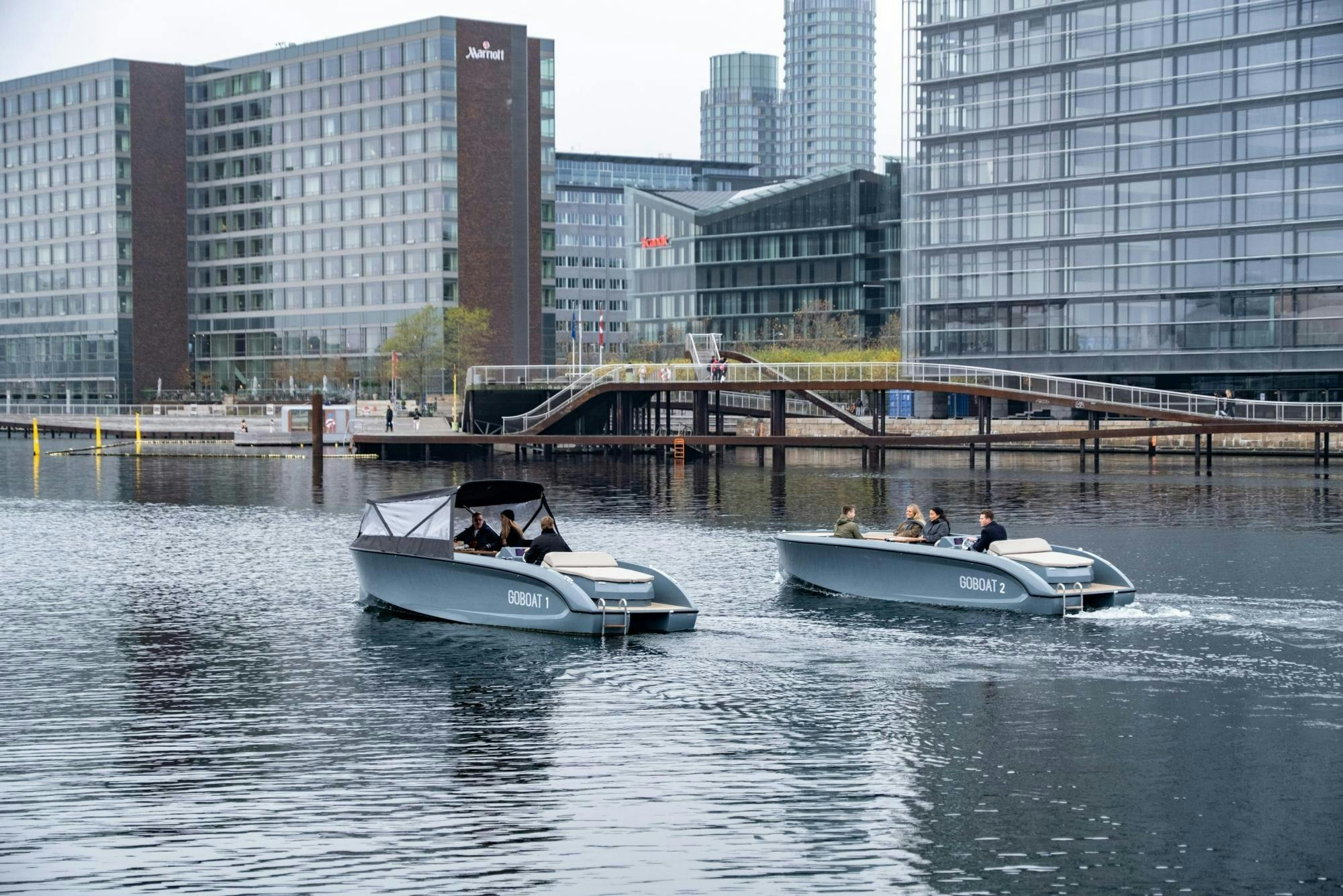 Private 3-hour electric boat cruise in Copenhagen's waterways