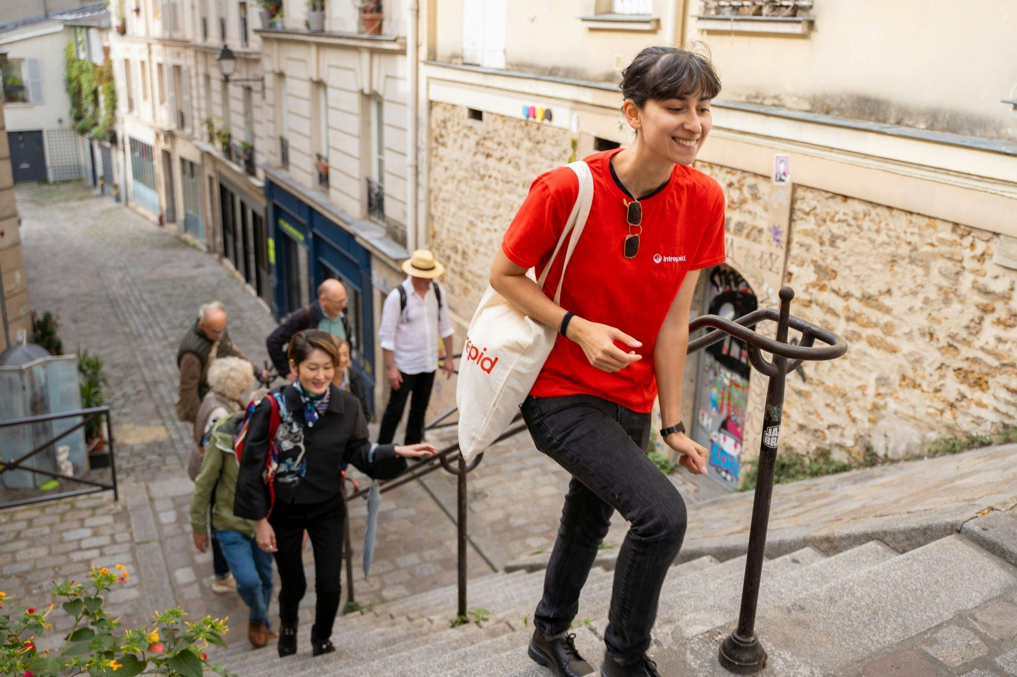 Visita guiada escondida de Paris em Montmartre