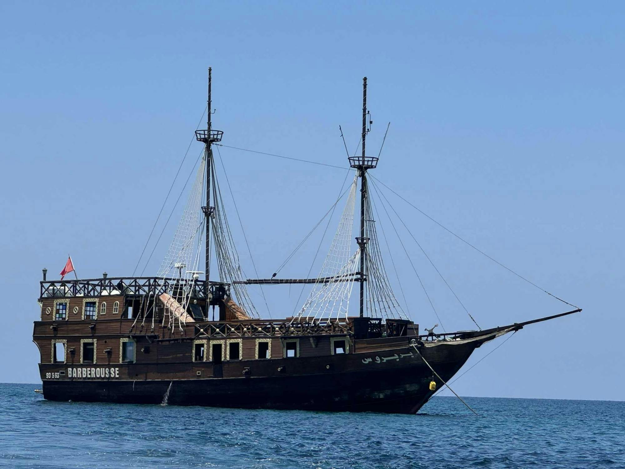 El Jem Colosseum Tour with Pirate Boat Cruise