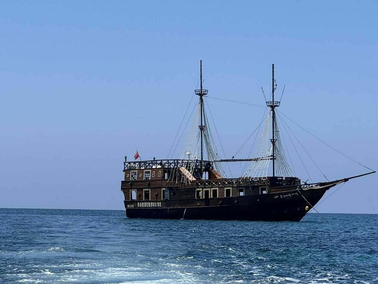 El Jem Colosseum Tour with Pirate Boat Cruise