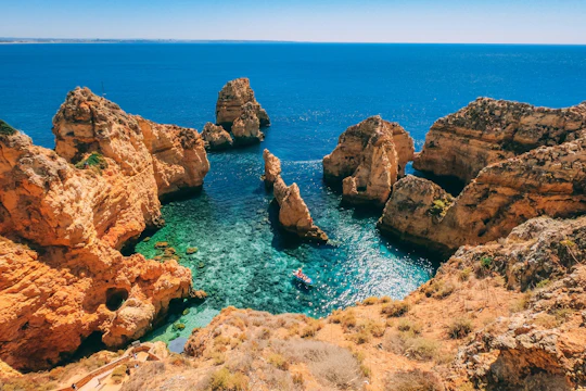 Ponta da Piedade catamaran cruise with open bar and lunch