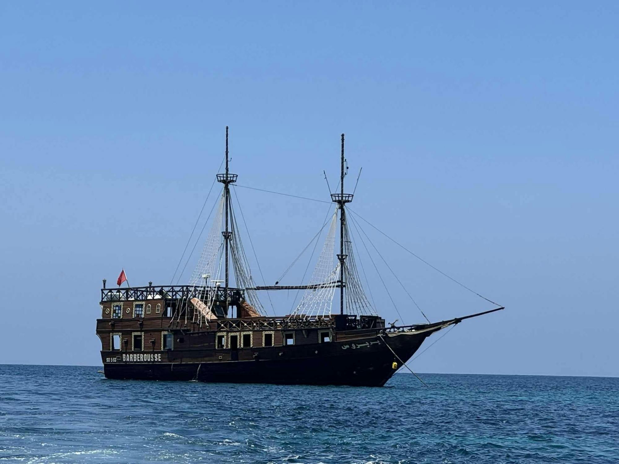 El Jem Colosseum tour with pirate boat cruise