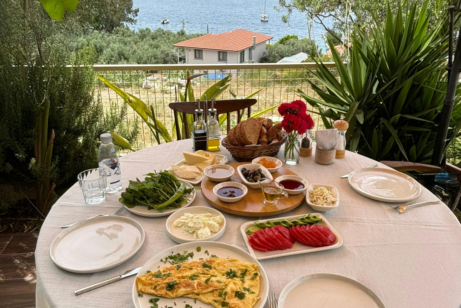 Excursion à Söğüt avec repas, dîner de mezzés et coucher de soleil