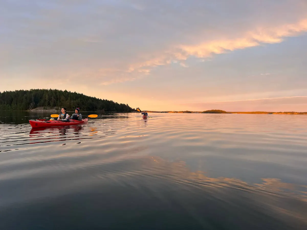 Kayak_Tour_Stockholm_Archipelago_Sunset_14_zrzpgb.jpg