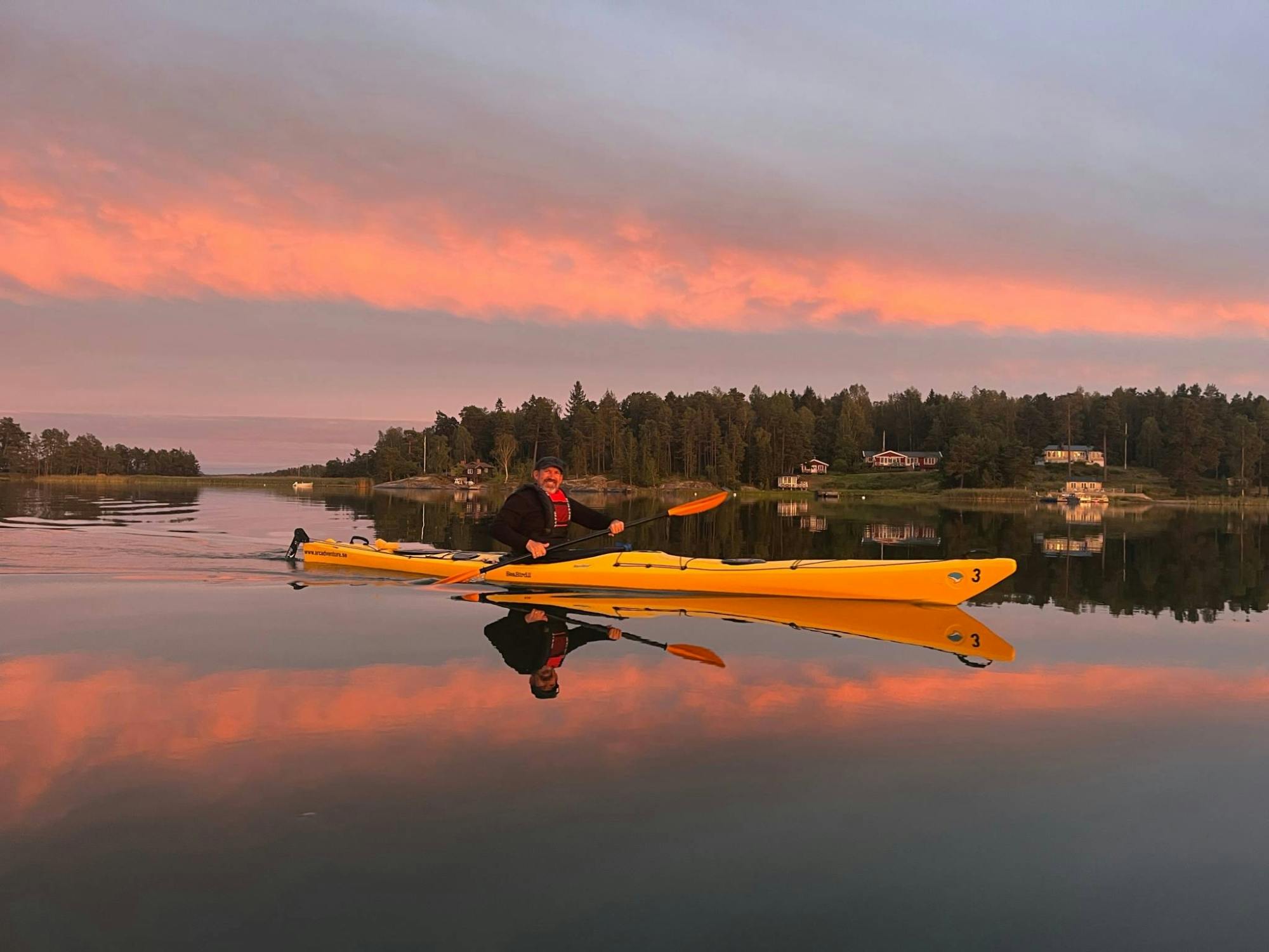 Kayak_Tour_Stockholm_Archipelago_Sunset_12_izp9dn.jpg
