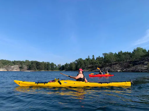 Kayak_Tour_Stockholm_Archipelago_Daytime_1_utqzfp.jpg