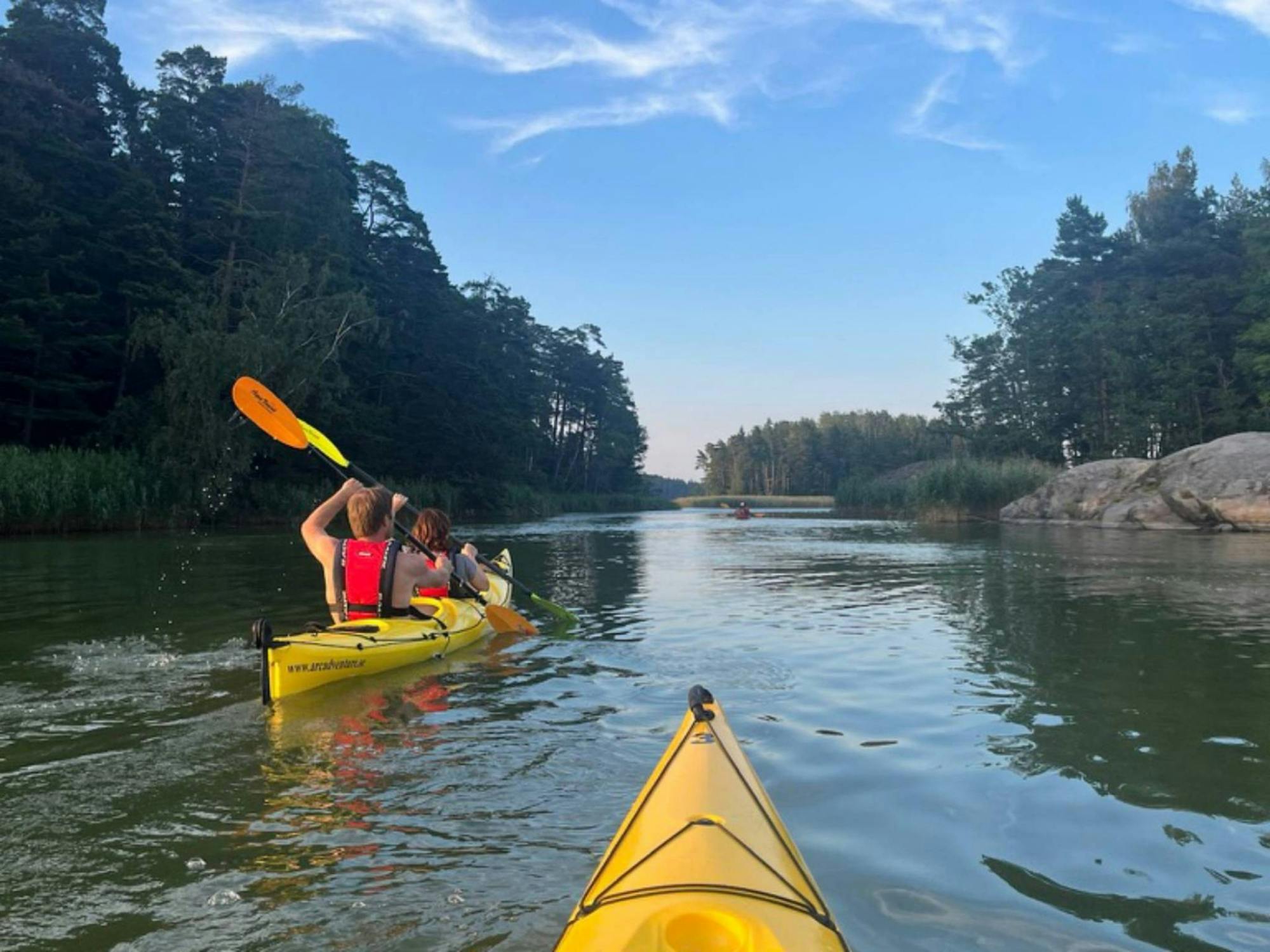Kayak_Tour_Stockholm_Archipelago_Daytime_10_yadpyo.jpg