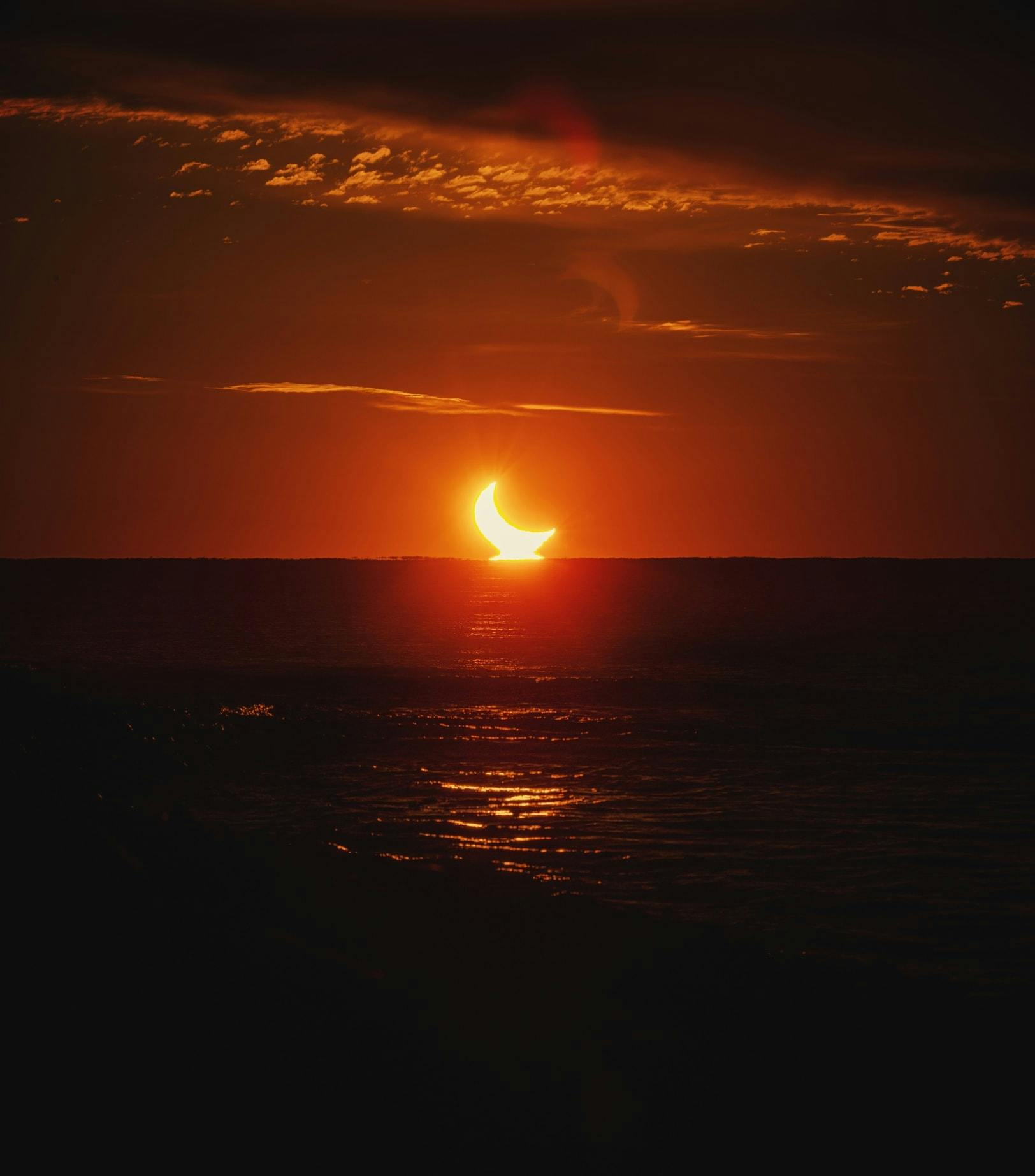 Madeira sunset dinner cruise with eclipse experience