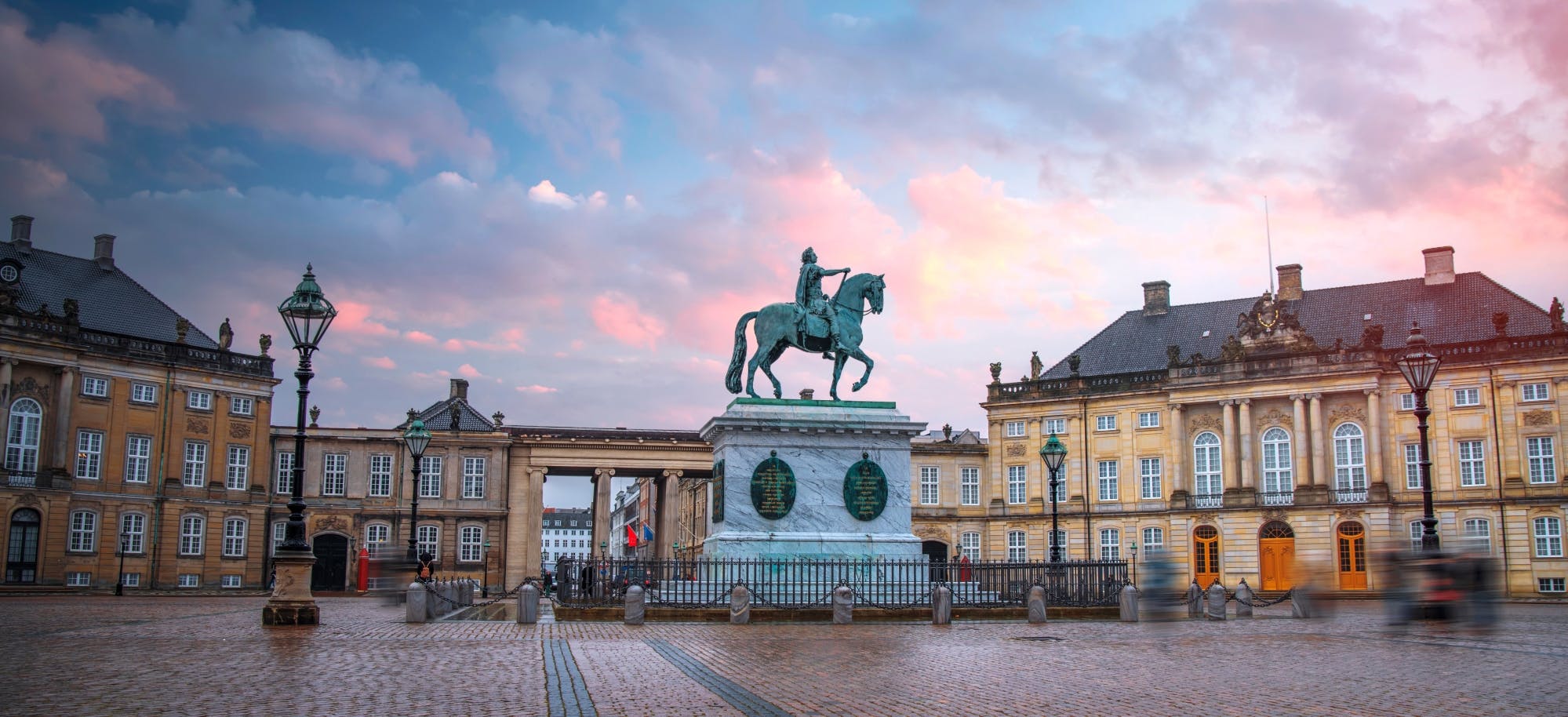 Copenhagen conspiracy in the Royal District mystery game