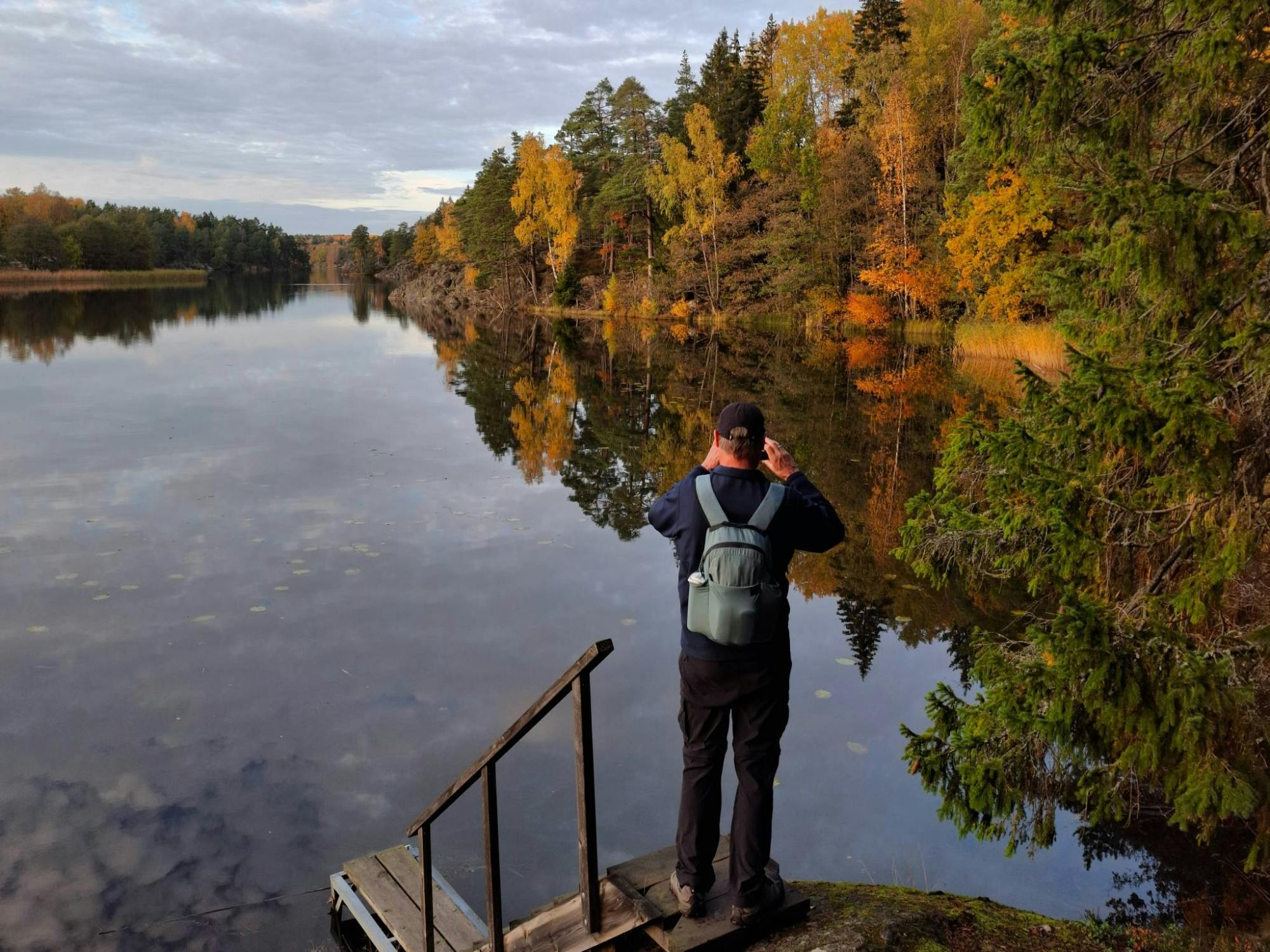 Hiking_Tour_Stockholm_Tyresta_Sunset_1_ydg21n.jpg