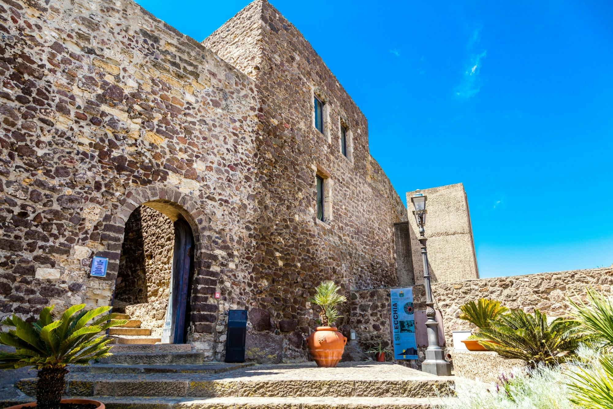 Castelsardo guided tour from Alghero