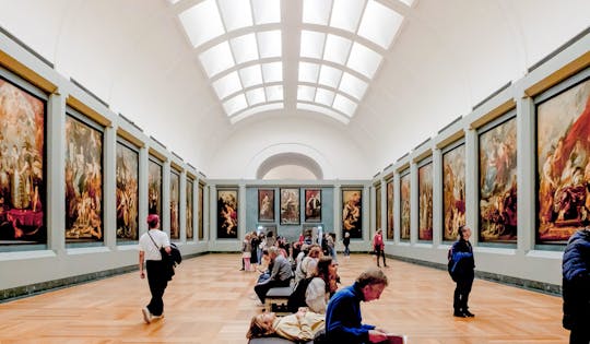 Visita ao Museu do Louvre e à Île de la Cité com audioguia da Notre-Dame