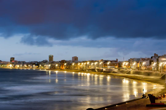 Las Palmas by night