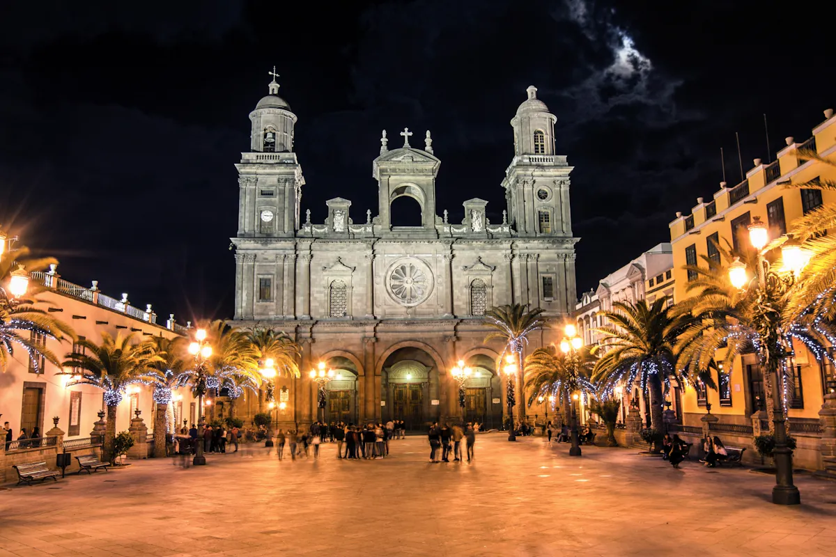 Las Palmas by Night