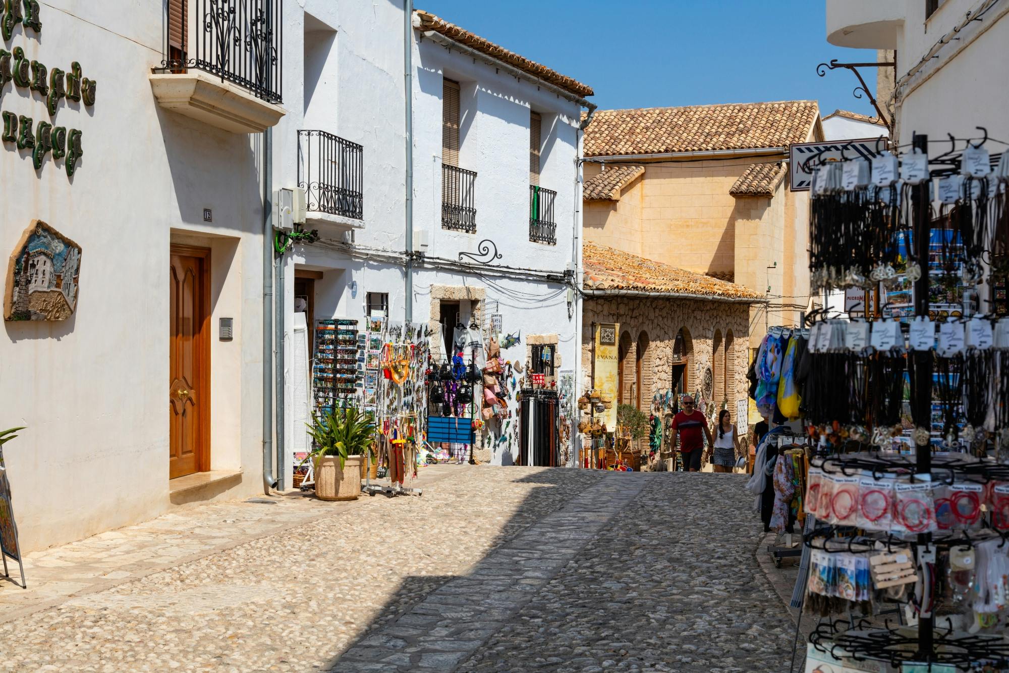 Guadalest and Algar waterfalls full-day tour from Calpe