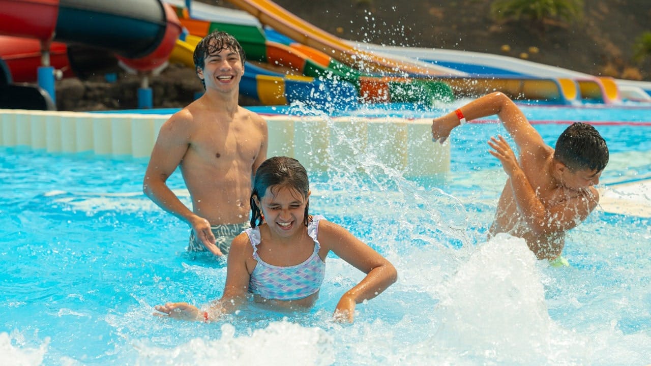 Acua Water Park Corralejo with transfer