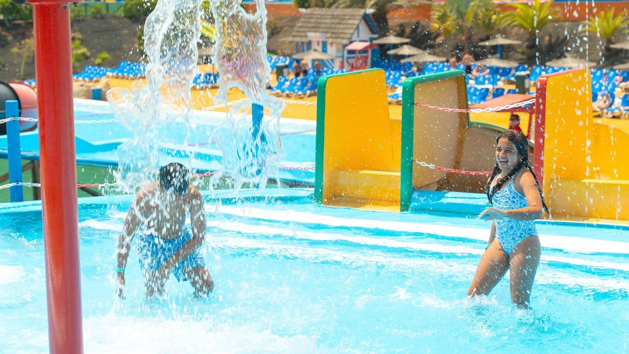 Acua Water Park Corralejo with transfer