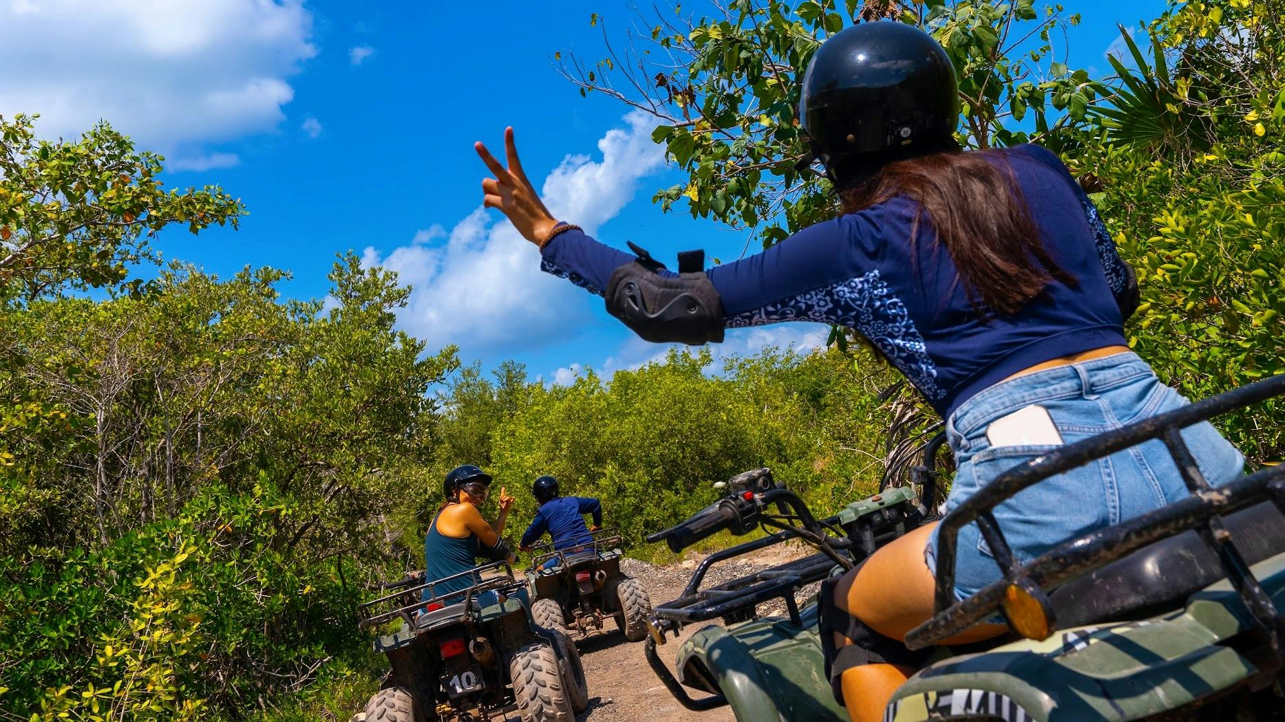 ATV-äventyr i djungeln och tur med luftbåt till Isla Blanca-stranden