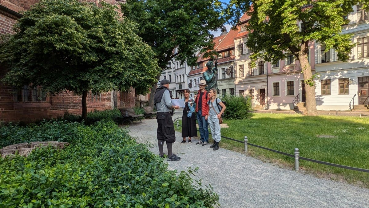 Snelle begeleide wandeltocht door de oude binnenstad van Berlijn