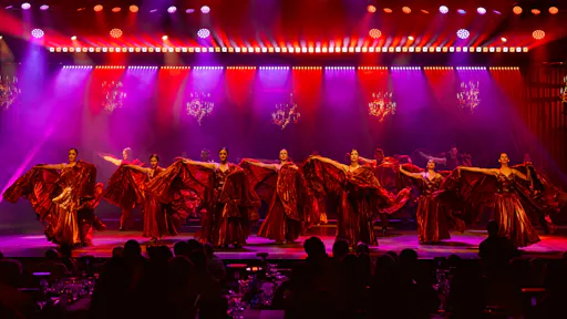 Benidorm Palace variety show with transport