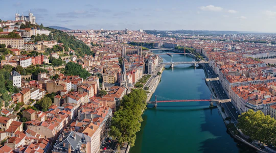 Lyon Murder Mystery: Solve the Case city exploration game