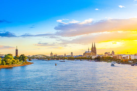 Cologne Murder Mystery: Solve the Case city exploration game
