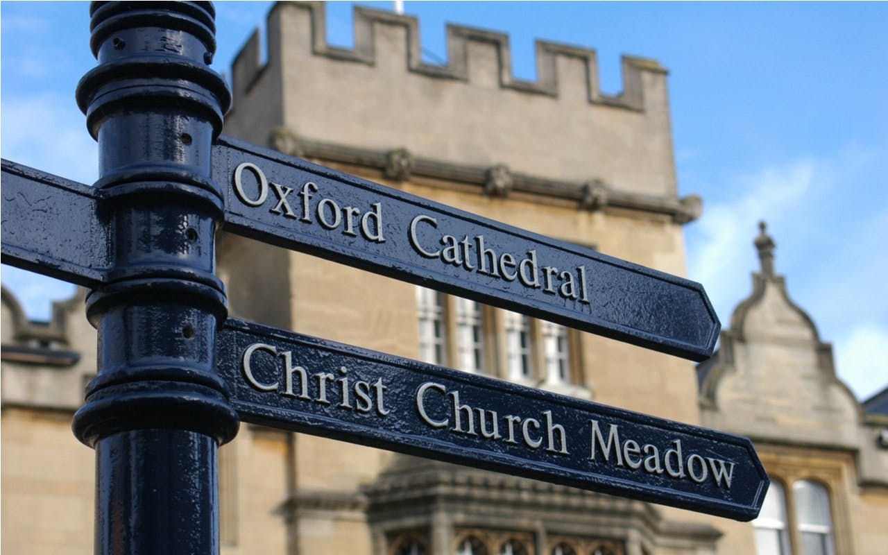 Visita guiada aos ex-alunos famosos de Oxford e jogo de fuga