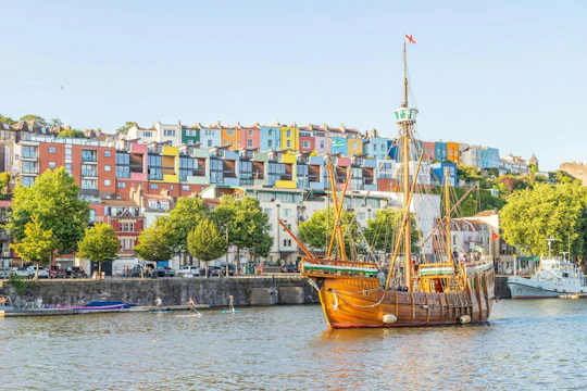Waterfront Bristol city exploration game