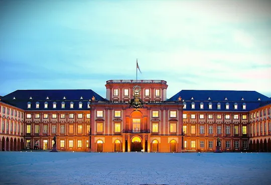 O leão perdido de Napoleão no jogo de exploração da cidade de Mannheim