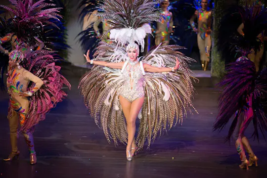 Kaartje voor de Colosseum Cabaret Show in Pattaya