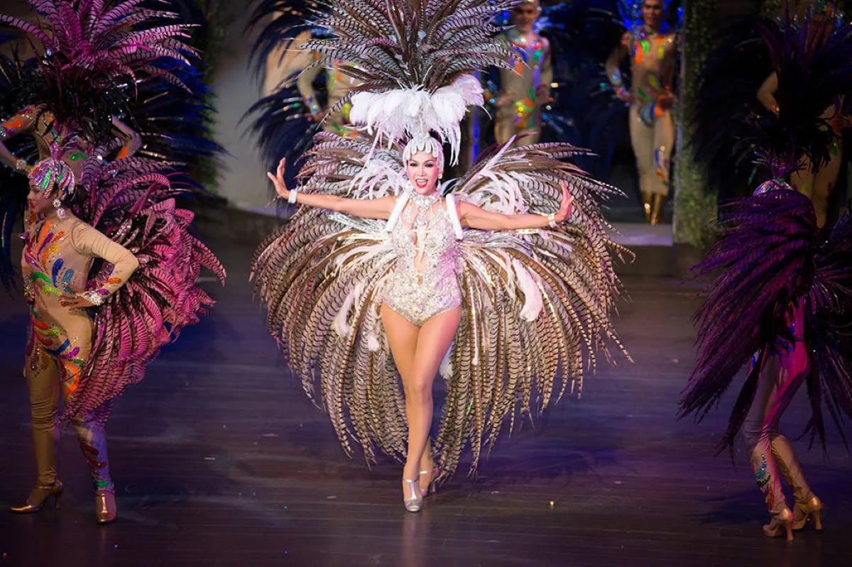 Kaartje voor de Colosseum Cabaret Show in Pattaya