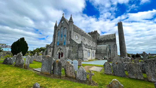 Tour a piedi di Kilkenny con una guida del posto