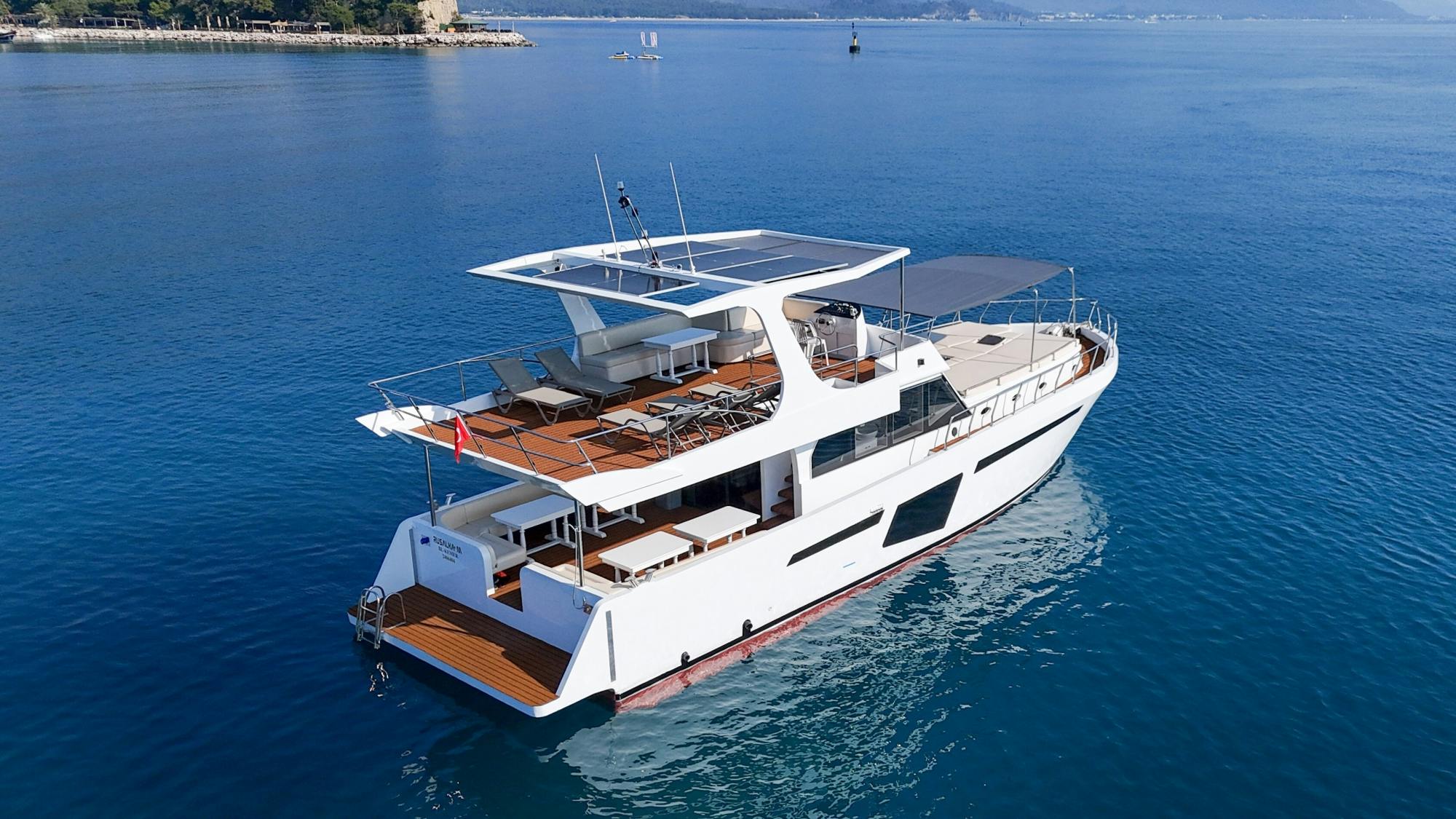 Sunset small-group deluxe yacht cruise from Kemer