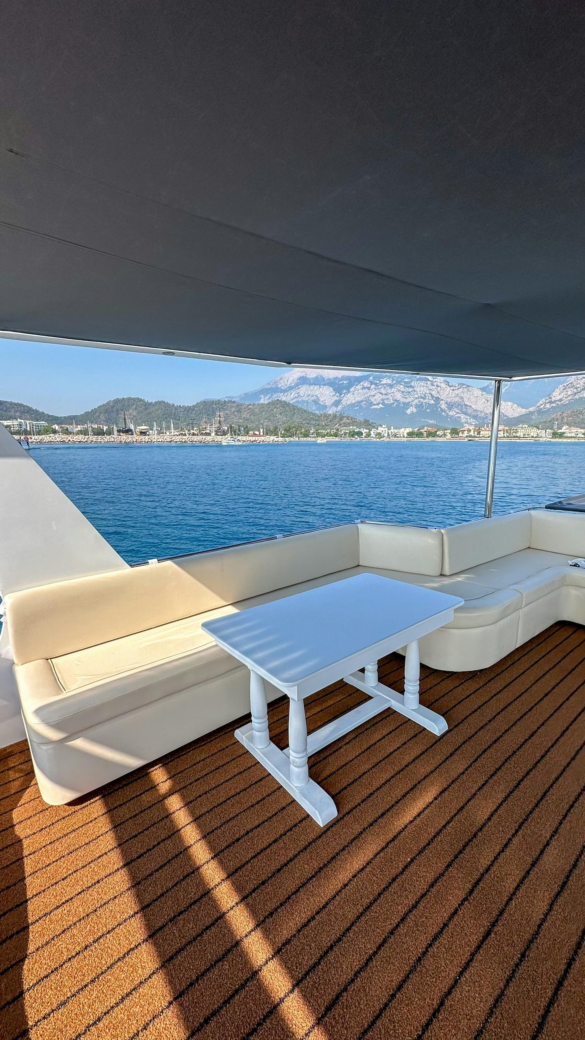 Sunset small-group deluxe yacht cruise from Kemer